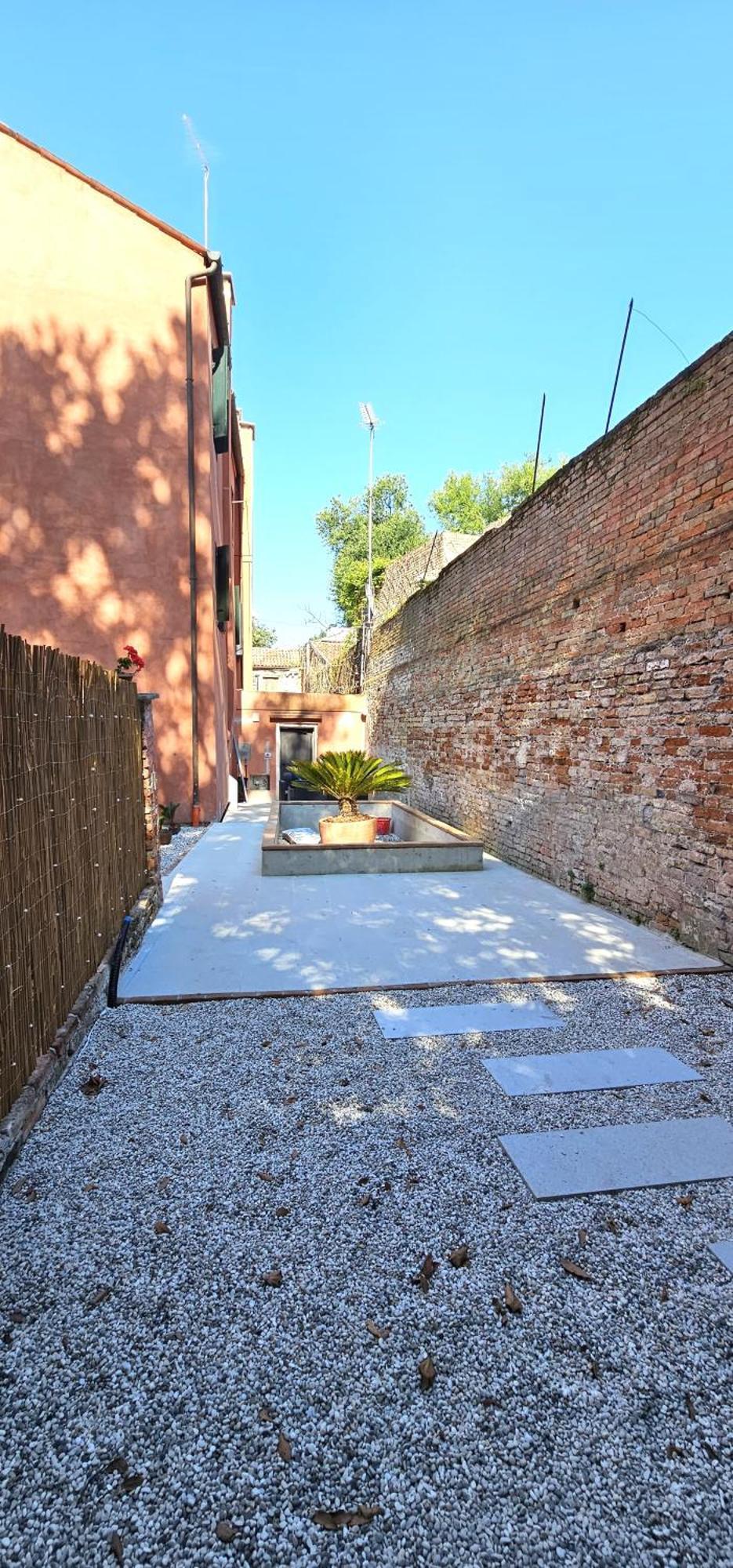 Small Villa With Private Garden Veneţia Exterior foto