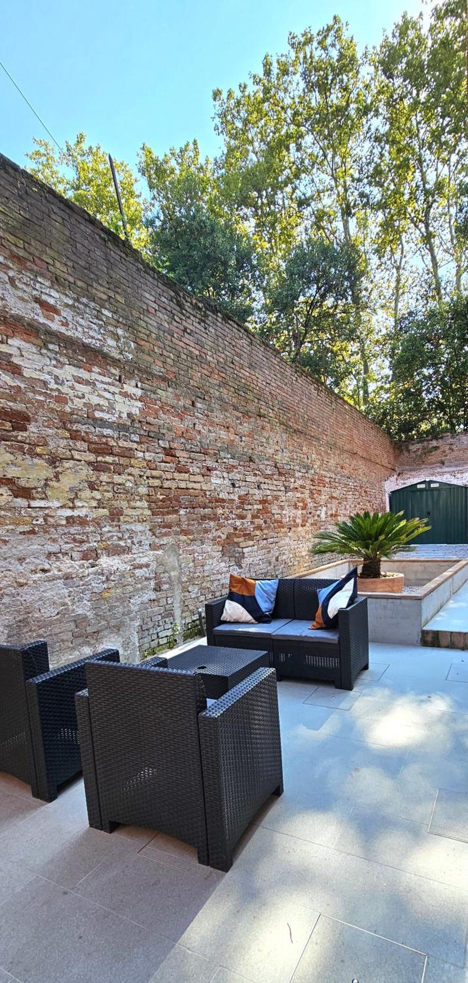 Small Villa With Private Garden Veneţia Exterior foto